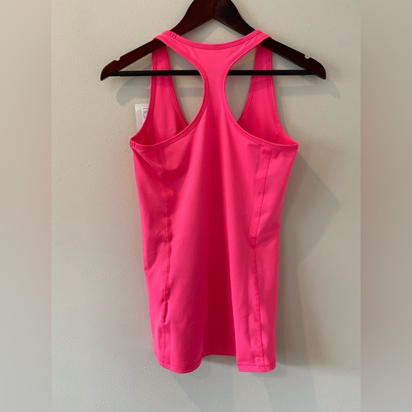 Puma Women's Essential Layer Tank Top Athletic Knockout Pink Sports Medium NWT - Picture 3 of 4